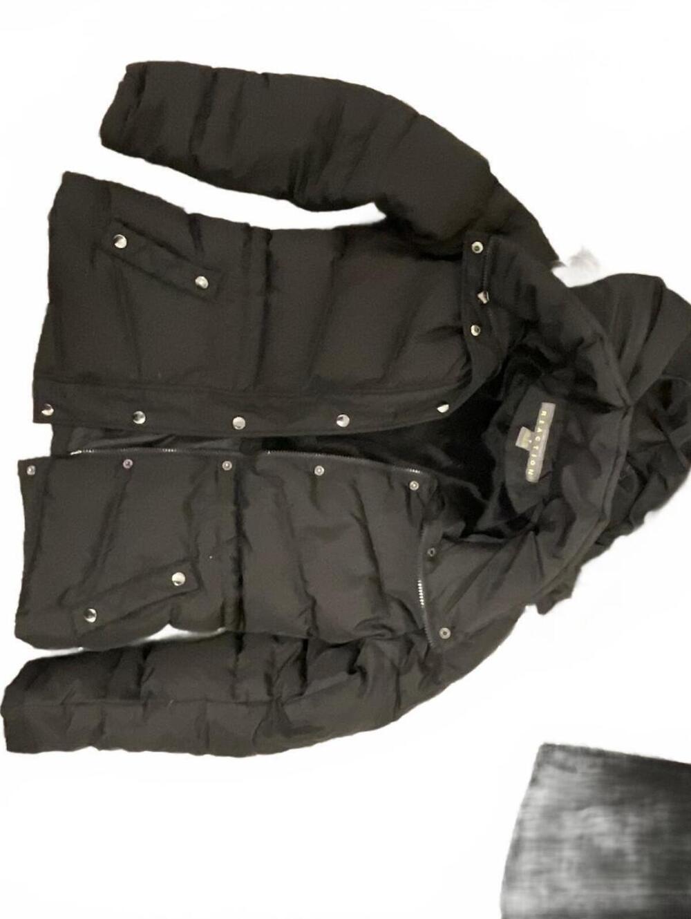 Kenneth Cole Black Hooded Puffer Jacket Zipper Problems
